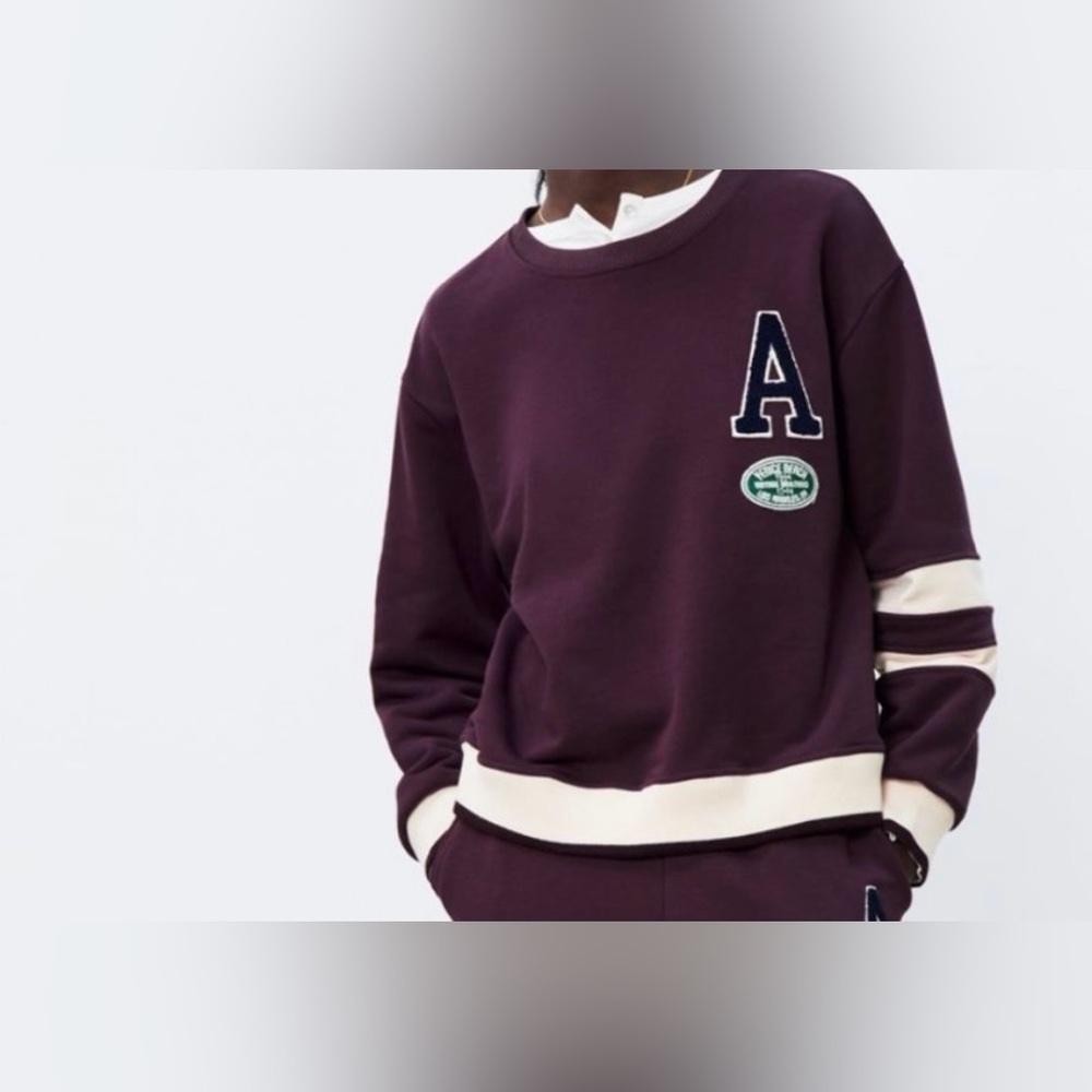 Women’s Zara monogrammed “A” Venice Beach maroon & cream Crewneck sweatshirt S